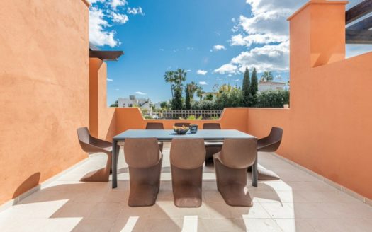 3 bedrooms Penthouse in Nueva Andalucia