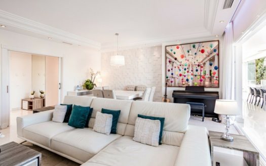 3 bedrooms Apartment in Nueva Andalucia