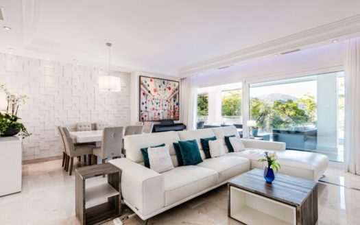 3 bedrooms Apartment in Nueva Andalucia