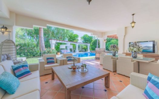 6 bedrooms Villa in Nueva Andalucia