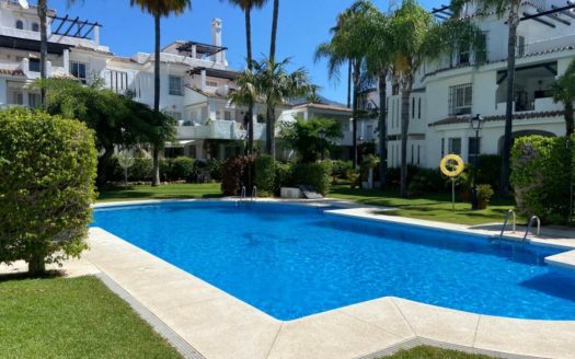 5 bedrooms Villa in Nueva Andalucia
