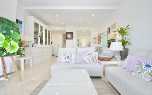 3 bedrooms Penthouse in Nueva Andalucia