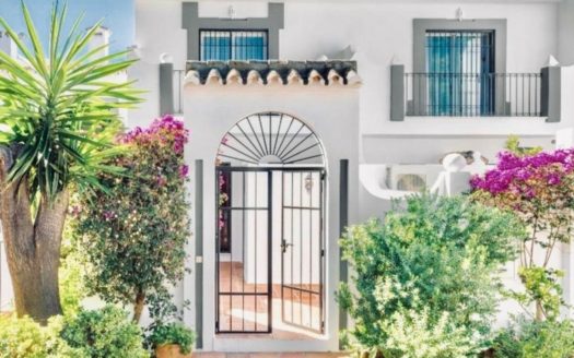 2 bedrooms Townhouse in Nueva Andalucia