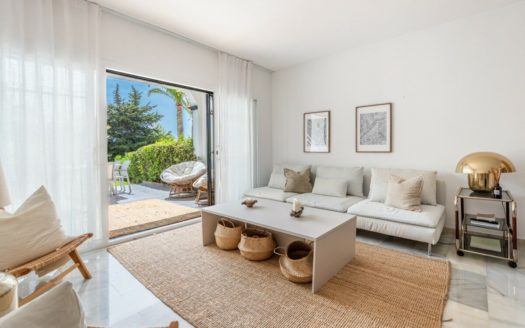 2 bedrooms Townhouse in Nueva Andalucia