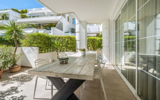 4 bedrooms Apartment in Nueva Milla de Oro