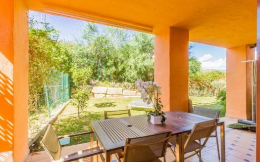 Apartamento de 3 dormitorios en Benahavis
