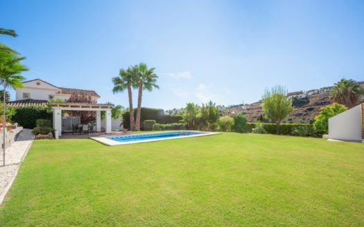 Villa de 5 dormitorios en Benahavis