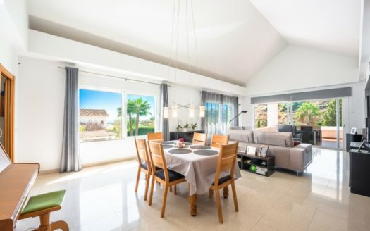 Villa de 5 dormitorios en Benahavis