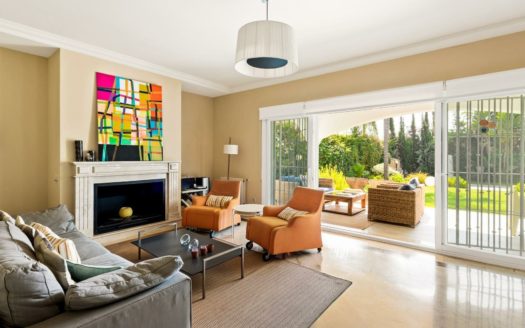 6 bedrooms Villa in Nueva Andalucia