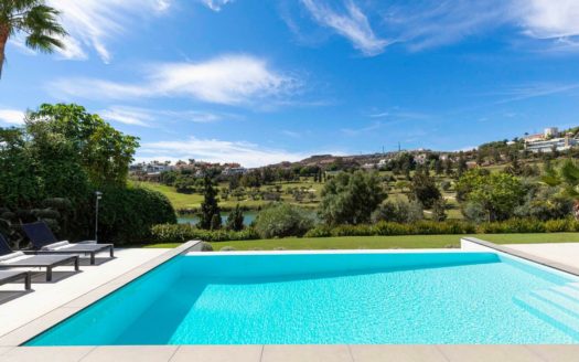 Villa de 5 dormitorios en Benahavis