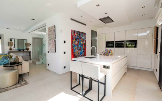 Villa de 5 dormitorios en Benahavis