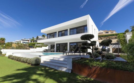 Villa de 5 dormitorios en Benahavis