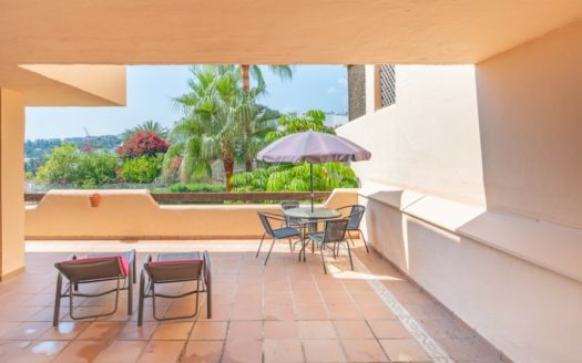 Apartamento de 2 dormitorios en Benahavis