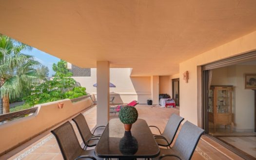 Apartamento de 2 dormitorios en Benahavis