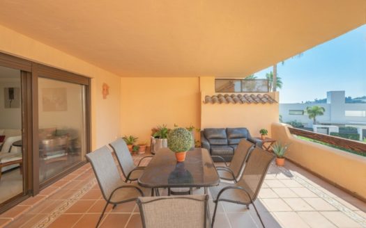 Apartamento de 2 dormitorios en Benahavis