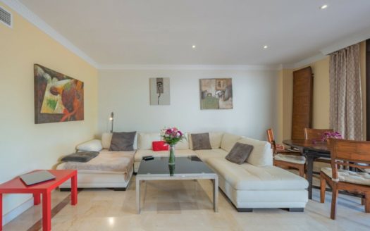 Apartamento de 2 dormitorios en Benahavis