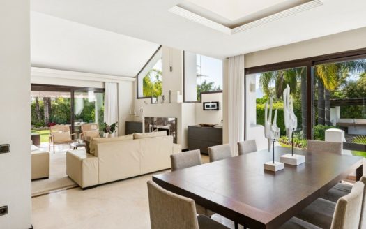 Villa de 5 dormitorios en El Rosario