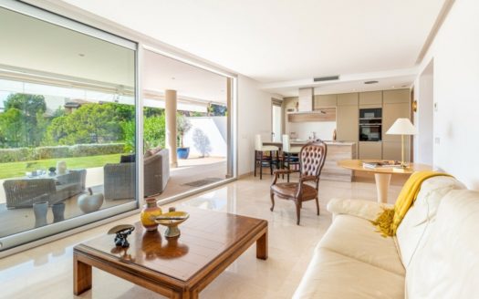 Apartamento de 3 dormitorios en Benahavis