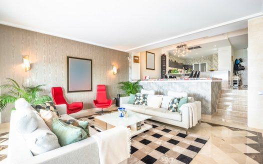 4 bedrooms Townhouse in Nueva Andalucia