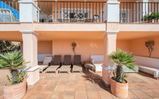 Villa de 4 dormitorios en Benahavis