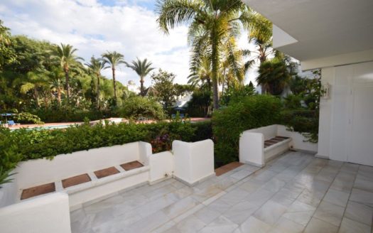 Apartamento de 2 dormitorios en Alhambra del Mar