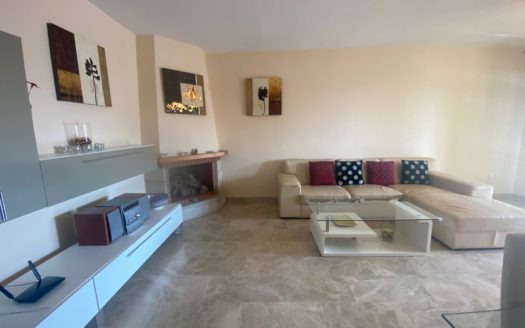 Apartamento de 2 dormitorios en Puerto Golf