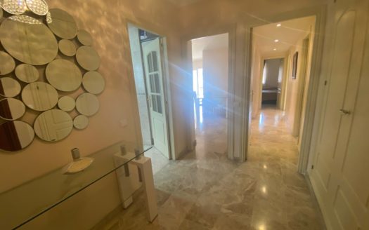 Apartamento de 2 dormitorios en Puerto Golf