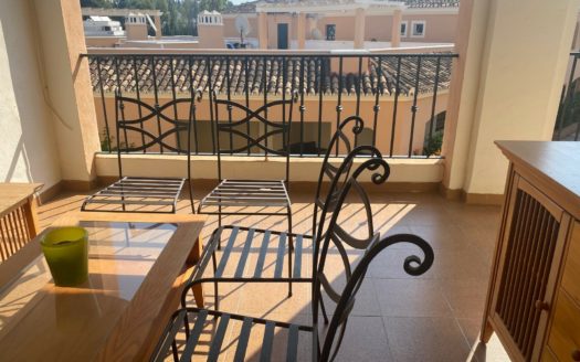 Apartamento de 2 dormitorios en Puerto Golf