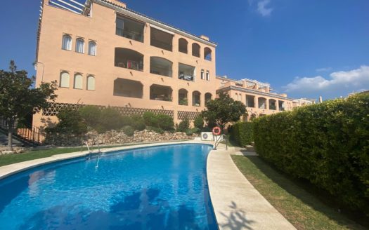 Apartamento de 2 dormitorios en Puerto Golf