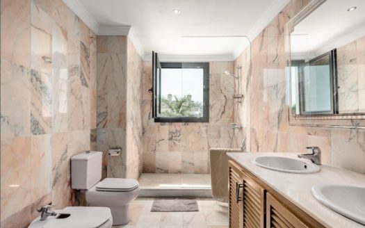 5 bedrooms Villa in Supermanzana H