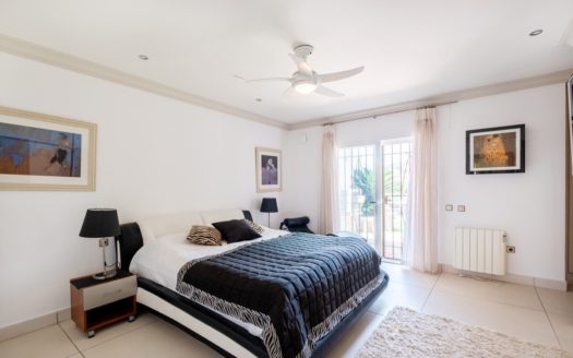 5 bedrooms Villa in Nueva Andalucia