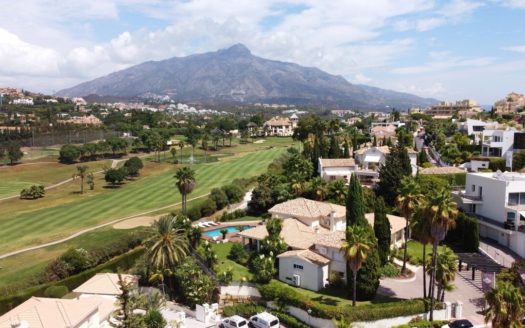 5 bedrooms Villa in Nueva Andalucia