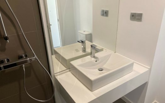 Ático de 2 dormitorios en Cancelada