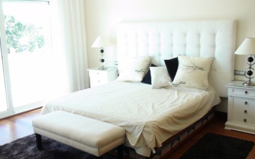 4 bedrooms Penthouse in Nueva Andalucia
