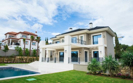 Villa de 6 dormitorios en Benahavis