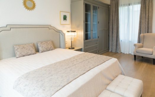 Villa de 6 dormitorios en Benahavis