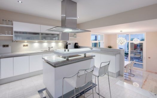 5 bedrooms Villa in Nueva Andalucia