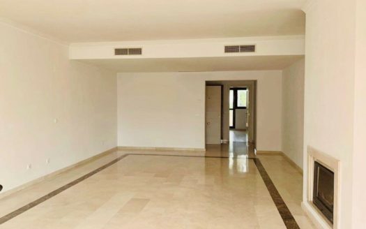 Ático de 2 dormitorios en Benahavis