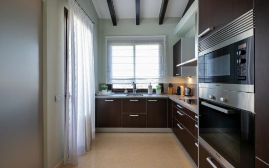 Ático de 3 dormitorios en Benahavis