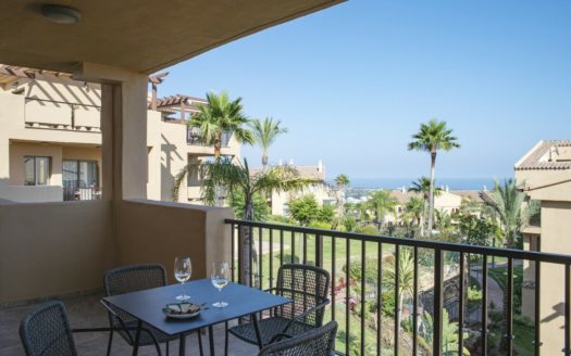 Apartamento de 3 dormitorios en Benahavis