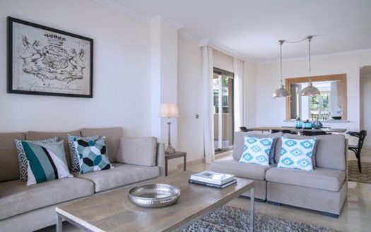 Apartamento de 2 dormitorios en Benahavis
