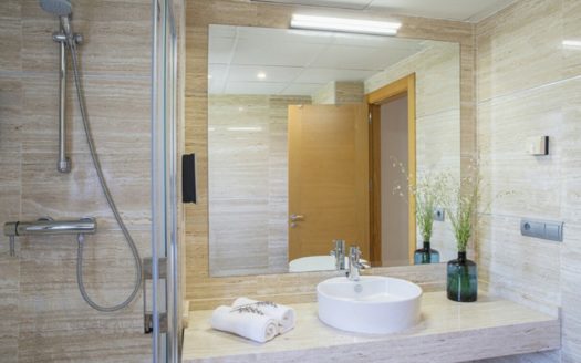 Apartamento de 2 dormitorios en Benahavis