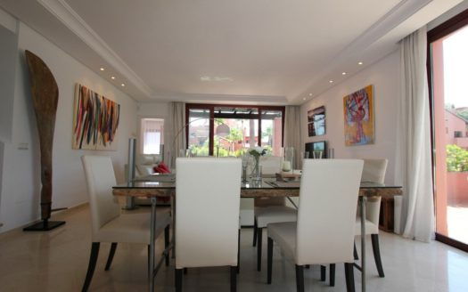 Ático de 3 dormitorios en Nueva Milla de Oro