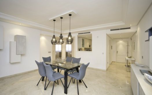 Apartamento de 3 dormitorios en Nueva Milla de Oro