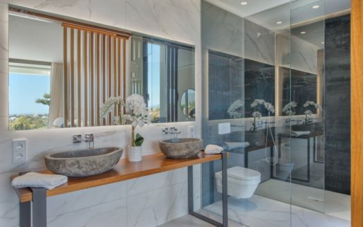 Apartamento de 3 dormitorios en Benahavis