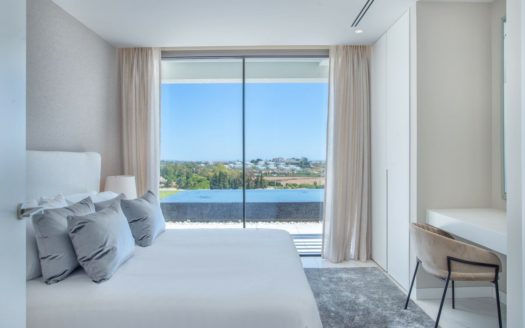 Ático de 3 dormitorios en Benahavis