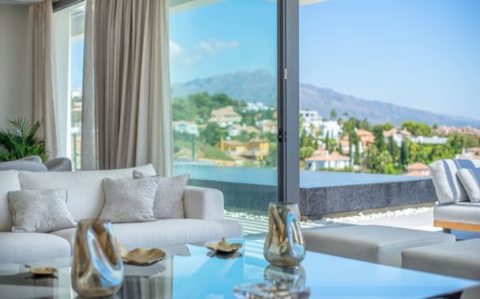 Ático de 3 dormitorios en Benahavis