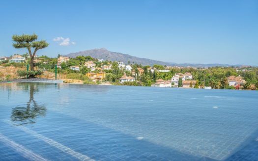 Ático de 3 dormitorios en Benahavis