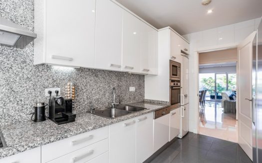 3 bedrooms Apartment in Nueva Andalucia