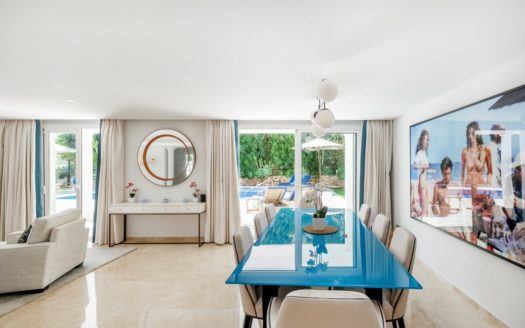 Villa de 4 dormitorios en Milla de Oro